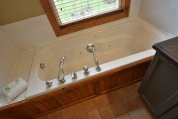 Jetted Tub