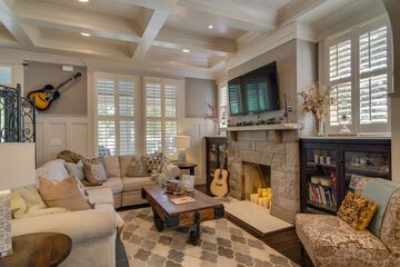 Hotel Interior 6 of 19