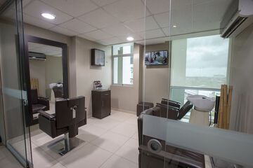 Hair salon
