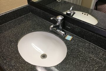 Bathroom sink