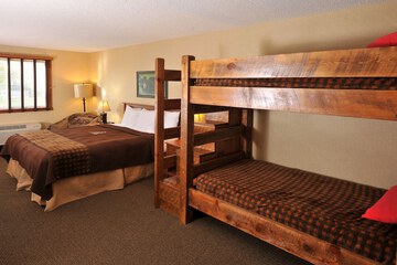 Room 7 of 27