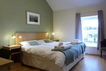 guest_rooms