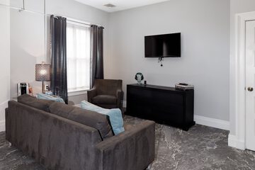 Room 7 of 51