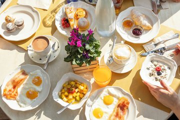 Breakfast meal