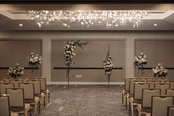 Ballroom/Hall 74 of 79