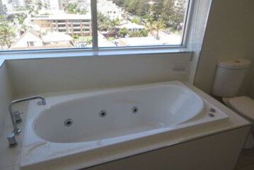 Jetted Tub