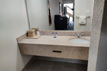 Bathroom sink