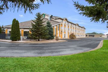 Property Grounds 34 of 34