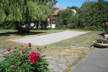 Sport court