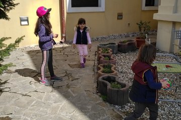 Children's play area - outdoor
