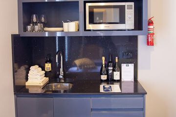 Private kitchenette