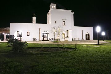 Front of property - evening/night
