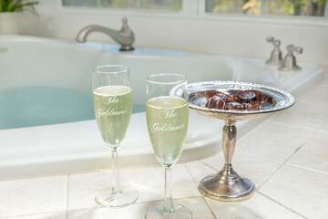 Private spa tub