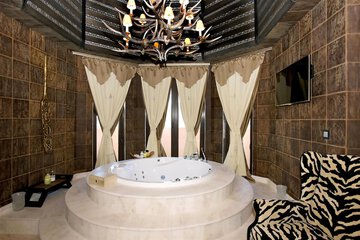 Jetted tub
