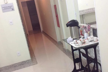 hotel_rooms