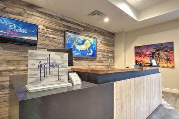Check-in/check-out kiosk