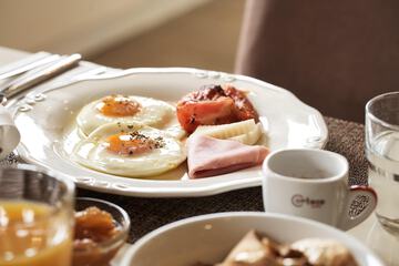 Breakfast meal
