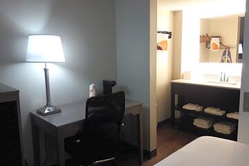 Photo 8