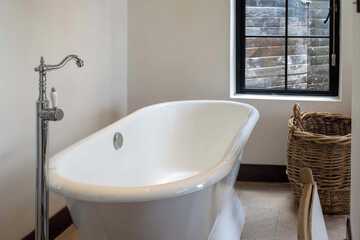 Private spa tub