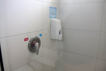 Bathroom amenities