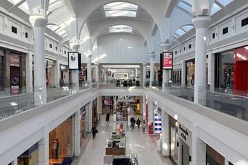 Shopping mall