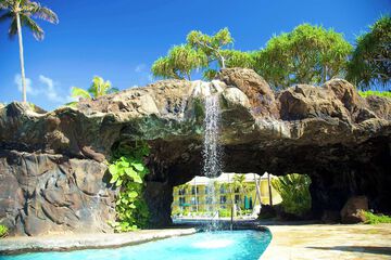 Pool waterfall