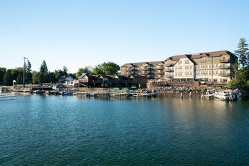 Chase on the Lake Resort Hotel