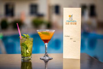Poolside bar