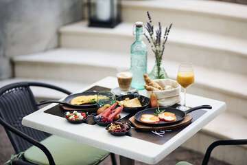 Breakfast buffet