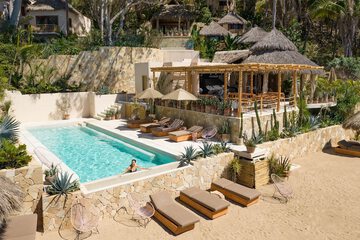 Beach bar