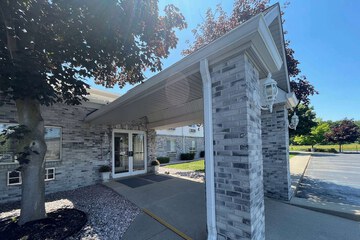 Days Inn by Wyndham Imlay City