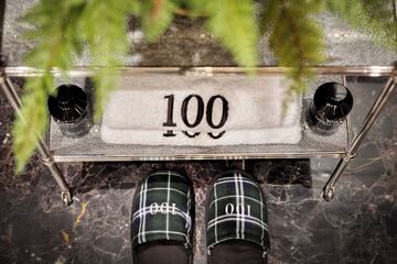 Bathroom amenities