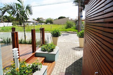Sundeck