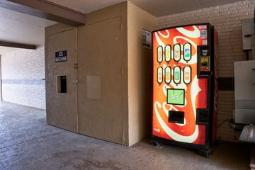 Vending machine