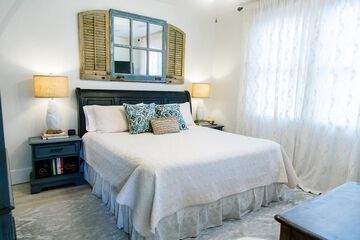 Room 16 of 29