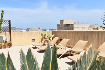 Sundeck