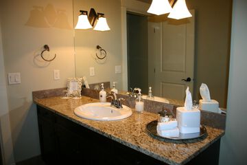Bathroom sink