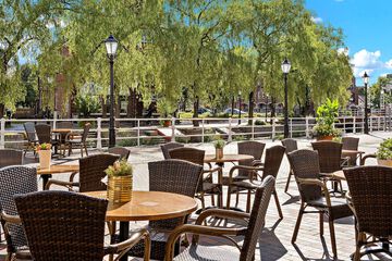 Sundeck