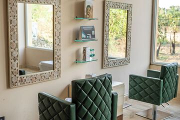 Hair salon