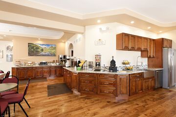 Breakfast area