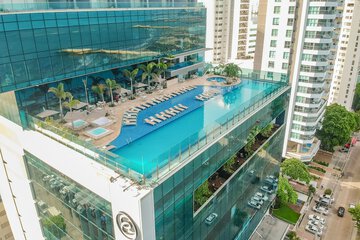 Infinity pool
