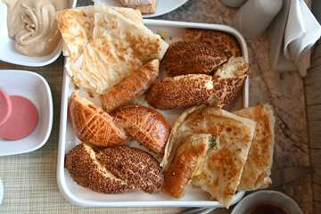 Breakfast buffet