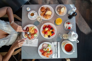 Breakfast area