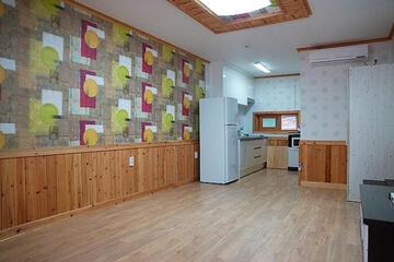 Photo 34