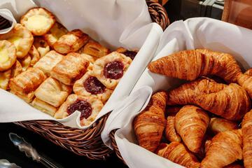 Breakfast area