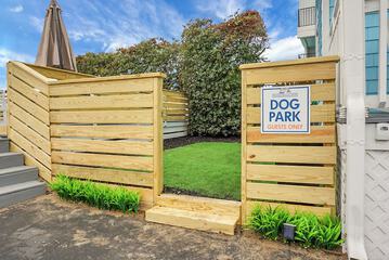 Pet-friendly amenities