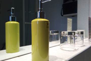 Bathroom amenities