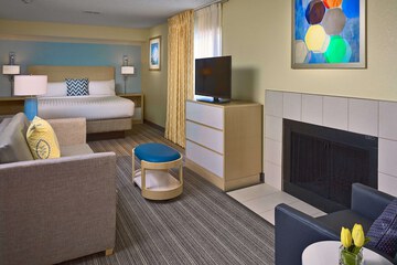Sonesta Simply Suites Cleveland Westlake