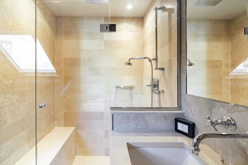 Bathroom shower
