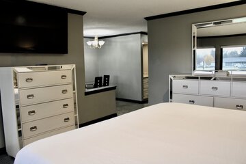 Room 14 of 23